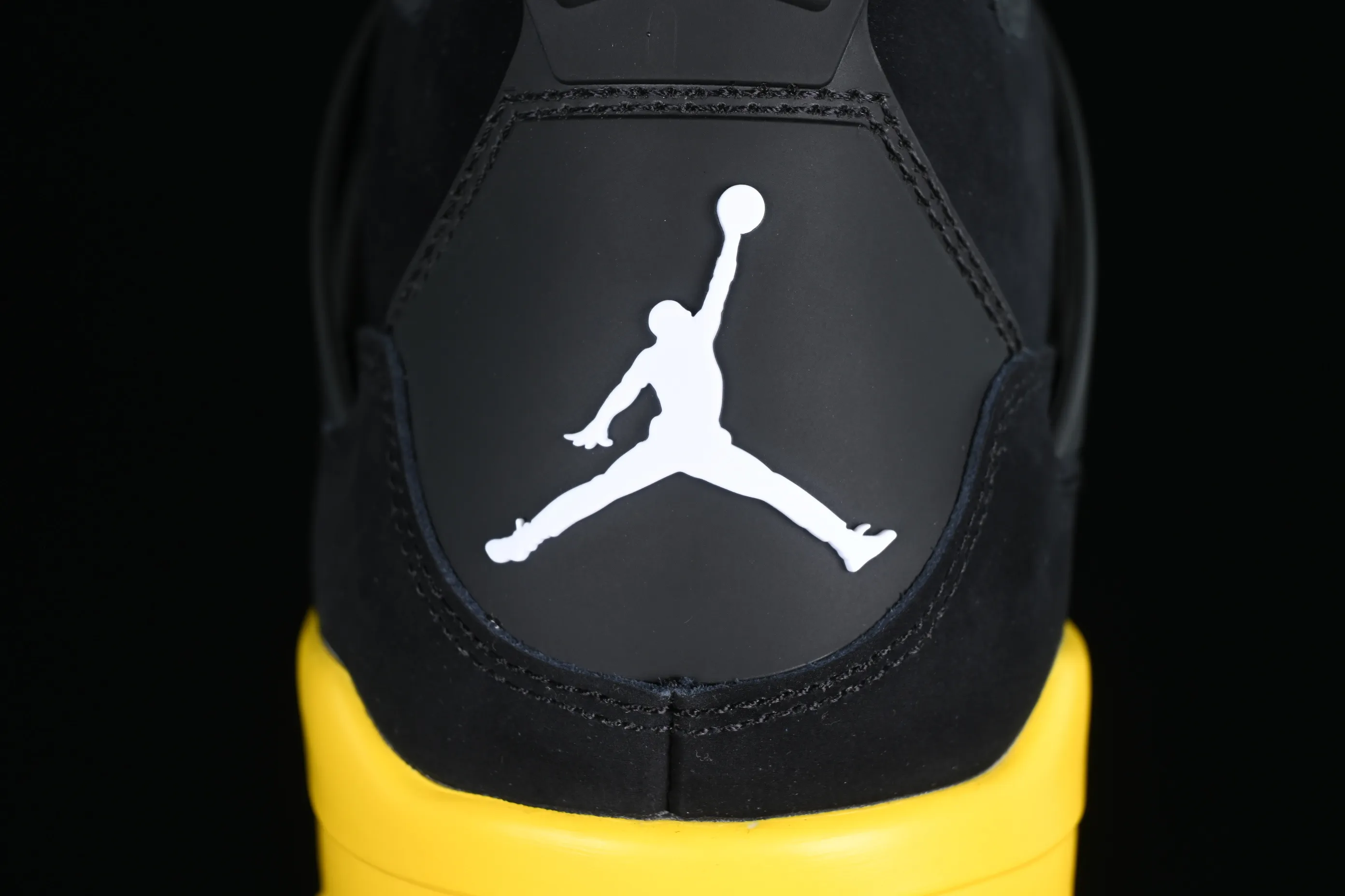 All categories Air Jordan Jordan series basketball shoes Air Jordan 4 LJR version Air Jordan 4 "Thunder" AJ4 Joe 4 Thunder replica basketball shoes DH6927-017